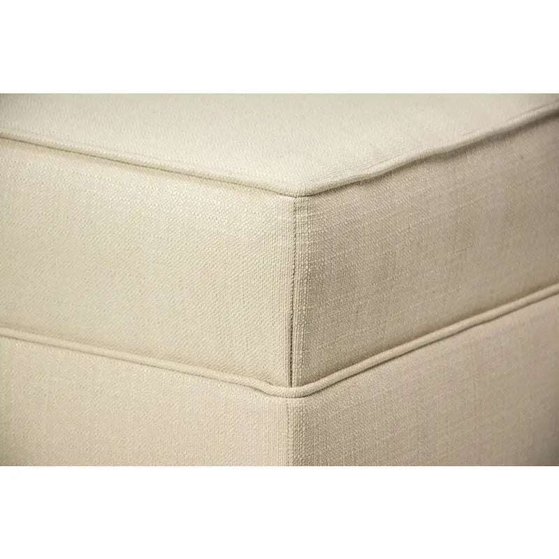 Pouf Madison Squared imbottito con bordino e di dimensioni Oversize