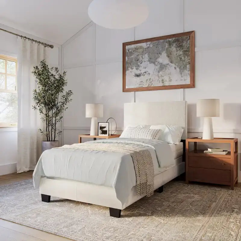 Letto moderno imbottito in bouclé, con rete a molle