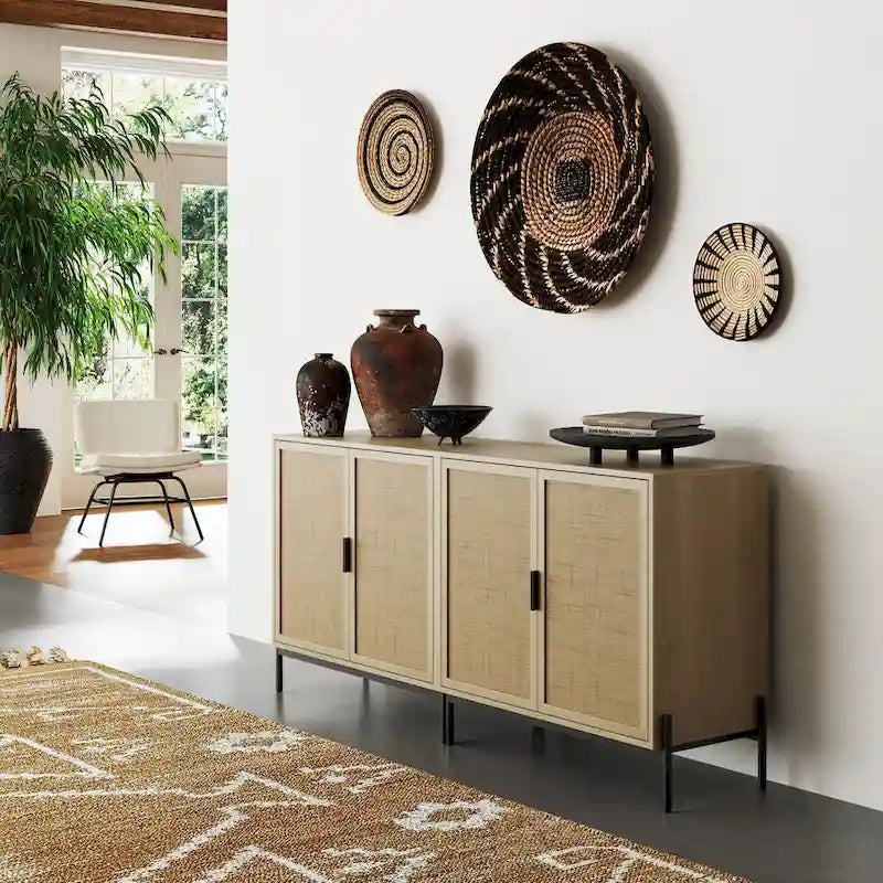 Mobile contenitore in stile bohémien per ingresso o credenza da cucina, supporto TV o mobiletto in rattan con gambe in metallo