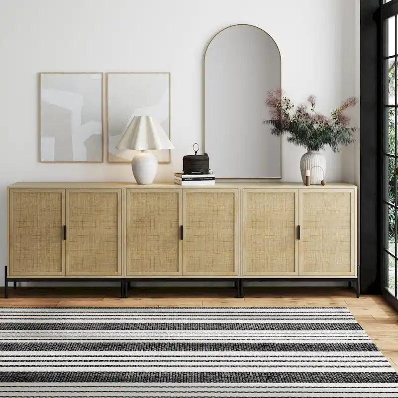 Mobile contenitore in stile bohémien per ingresso o credenza da cucina, supporto TV o mobiletto in rattan con gambe in metallo