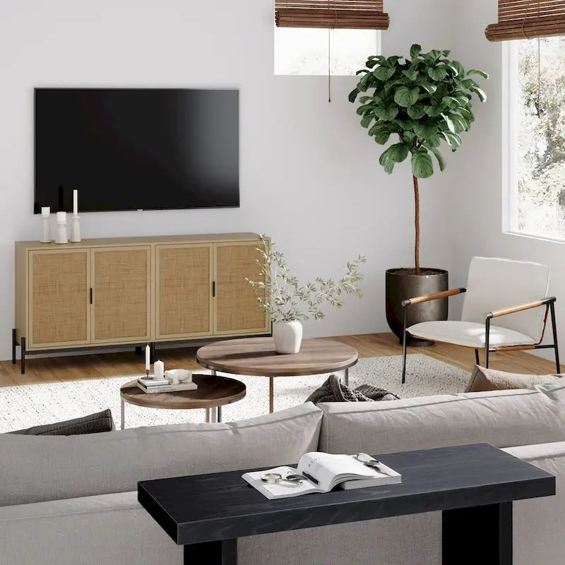 Mobile contenitore in stile bohémien per ingresso o credenza da cucina, supporto TV o mobiletto in rattan con gambe in metallo
